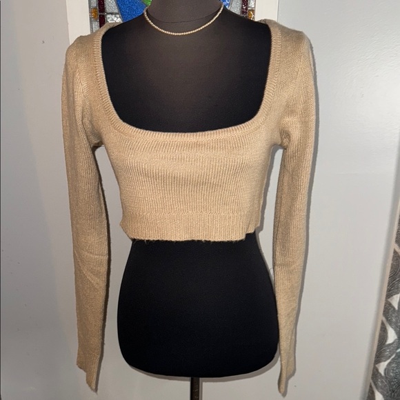 Lovers + Friends Hailee Crop Sweater SZ Medium - Picture 1 of 7